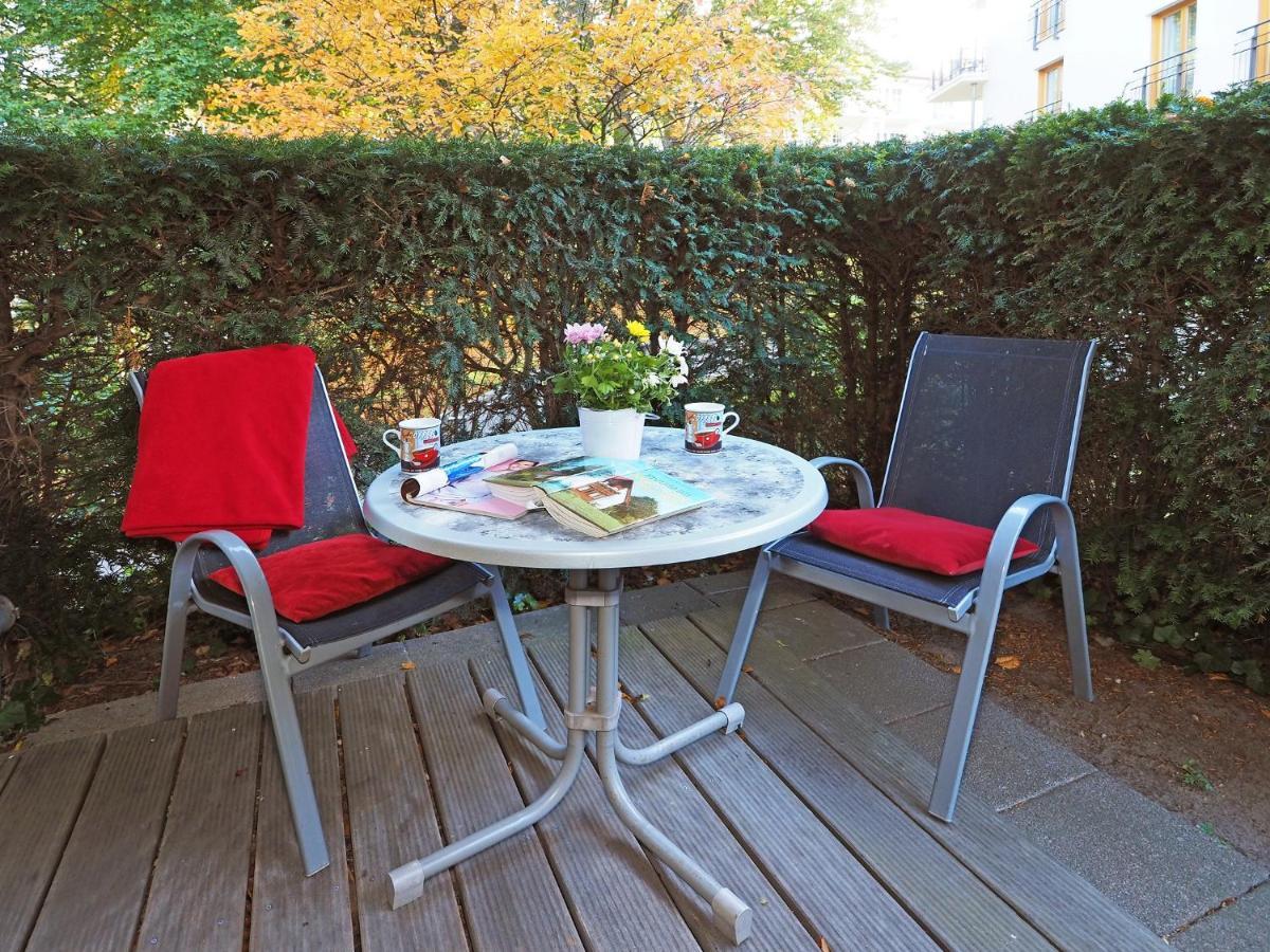 Kaiservillen Heringsdorf - Ferienwohnung Mit 1 Schlafzimmer Und Terrasse D204 Luaran gambar